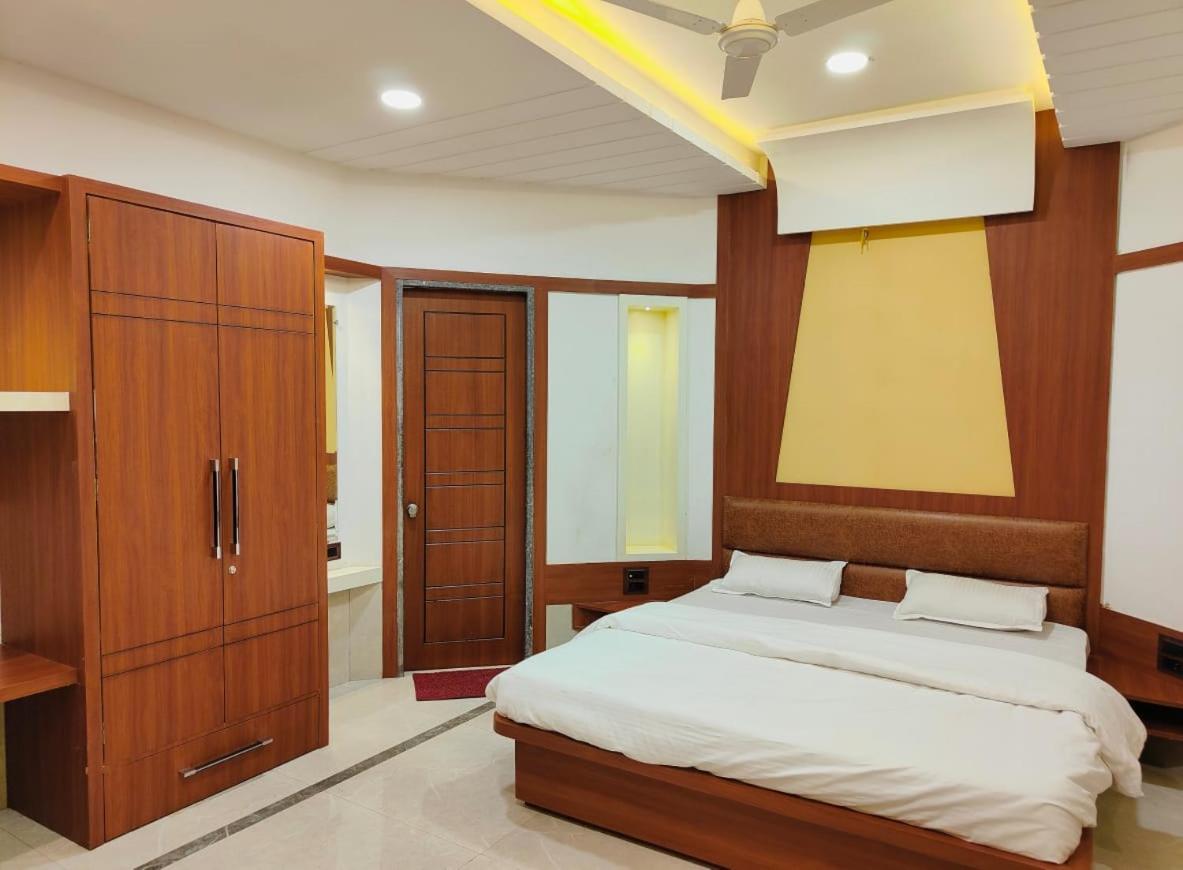 Krishnam Resort Jabalpur Extérieur photo