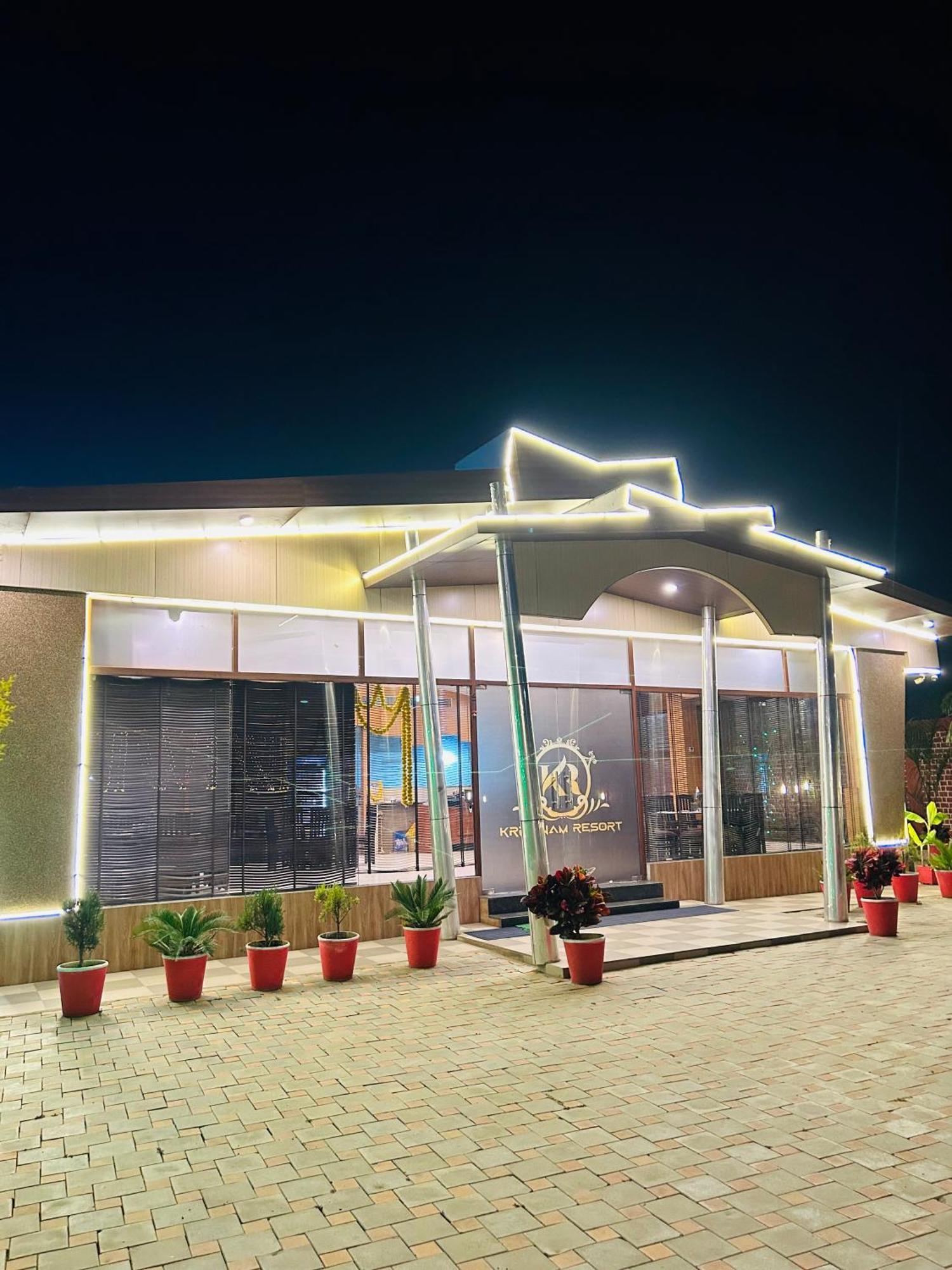 Krishnam Resort Jabalpur Extérieur photo